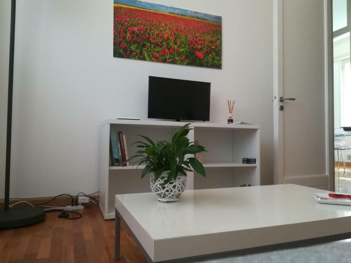 레체 La Casa Di Abbi 아파트 외부 사진